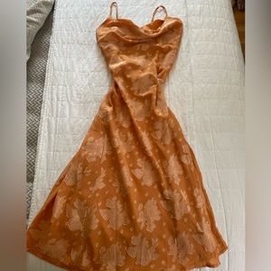 Womens médium/size 6 midi dress